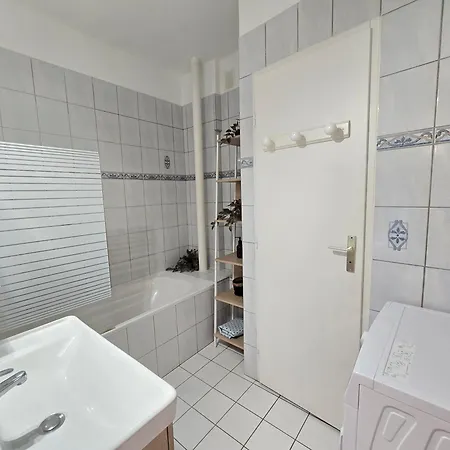 Jungl'appart 2 Gare Et Centre - Garage Inclus Apartment *